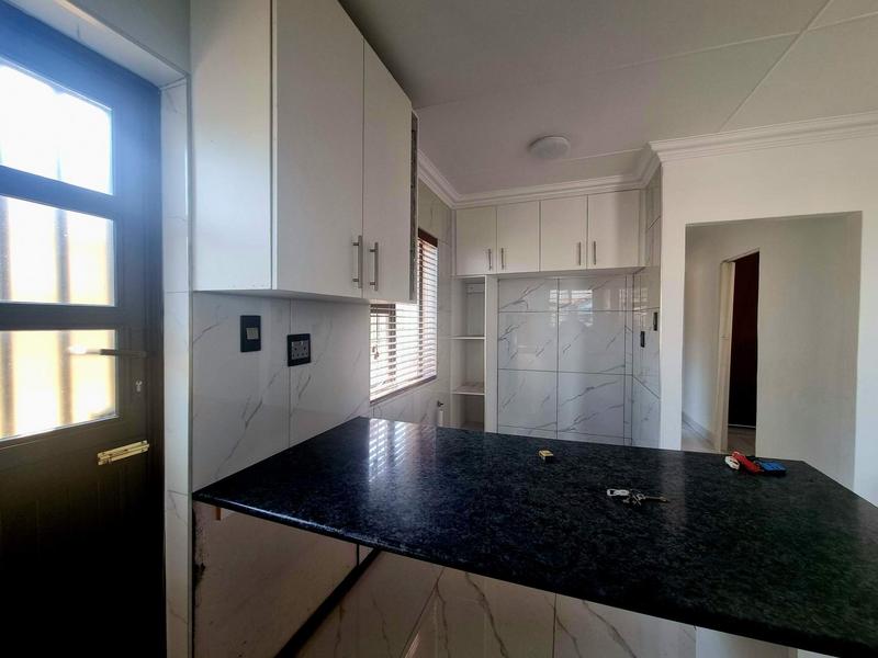 To Let 3 Bedroom Property for Rent in Highbury Western Cape